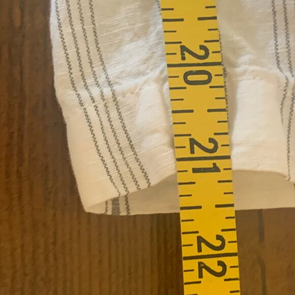 Liz Claiborne Linen Blend White with Gray Linen Striped Capri Pants Size Large - Picture 9 of 9